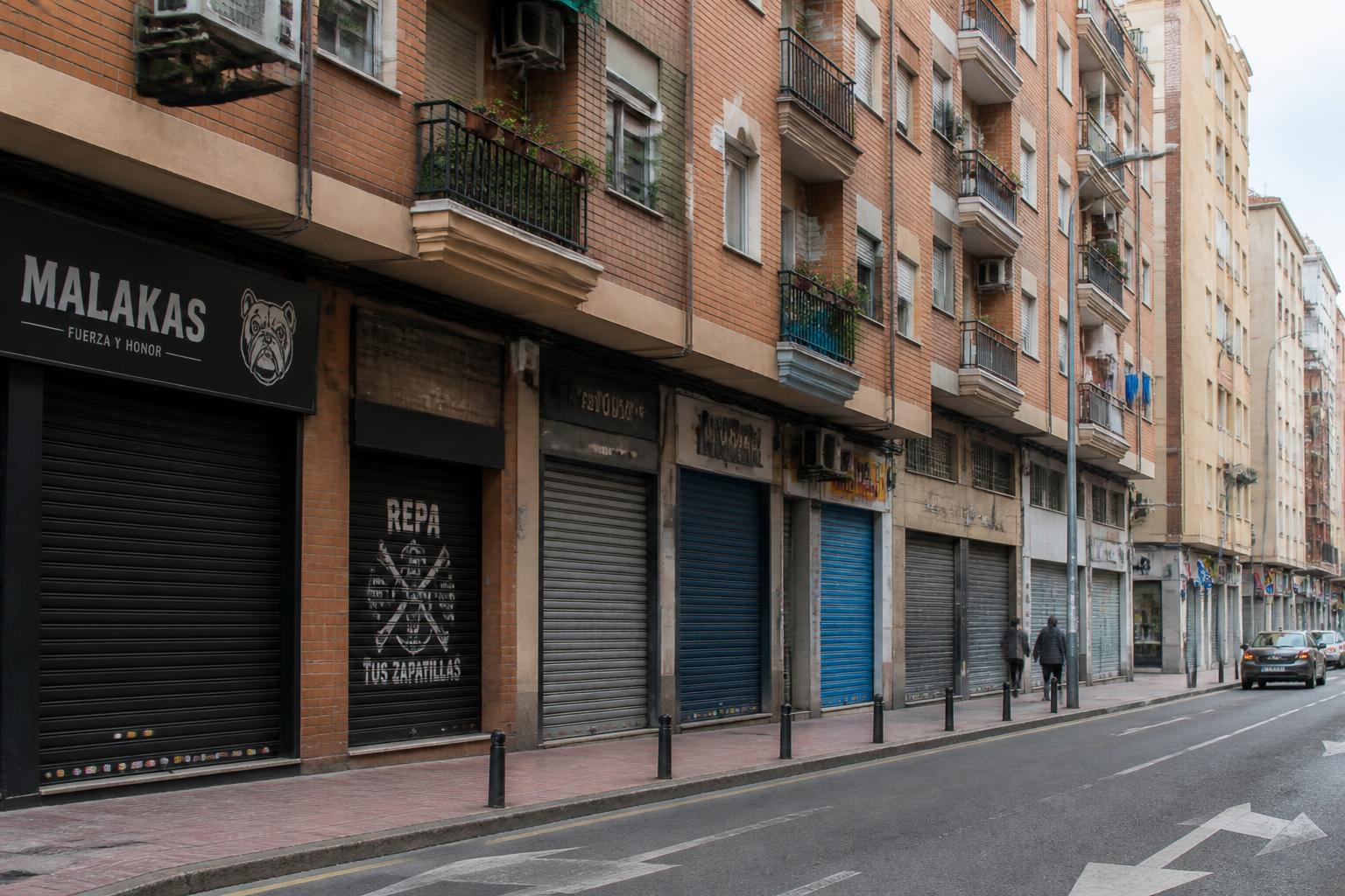 Residential apartment building and ground-floor premises in Málaga